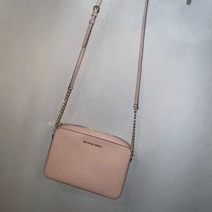 Barely used Michael kors purse
